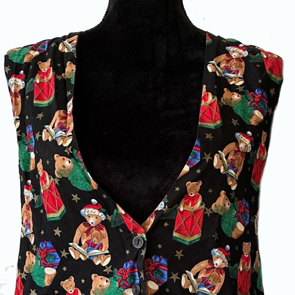 Ladies Sleeveless Christmas Vest, Cotton/Acetate, L, Made in USA